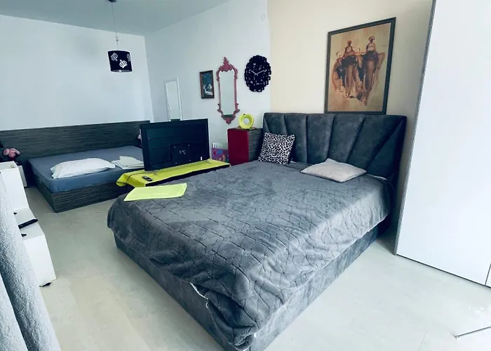 公寓 Rose Garden 10 *