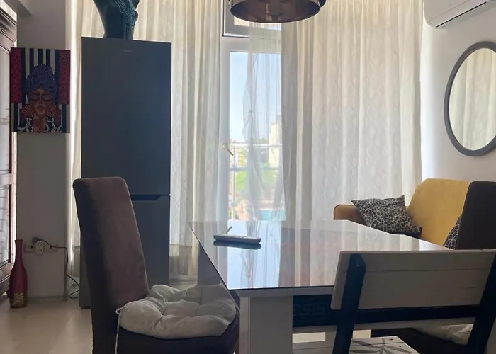 Rose Garden 10 * サニービーチ