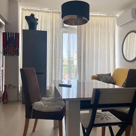 Rose Garden Apartment 10 * Σάνι Μπιτς