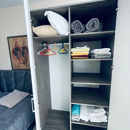Rose Garden Apartment 10 Σάνι Μπιτς